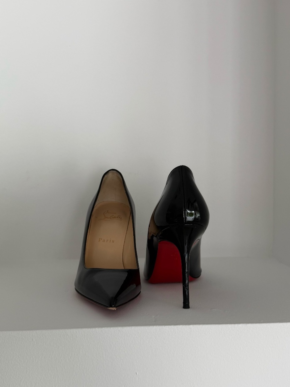 Louboutin Kate 85 mm Pumps in Black - Picture 2 of 12